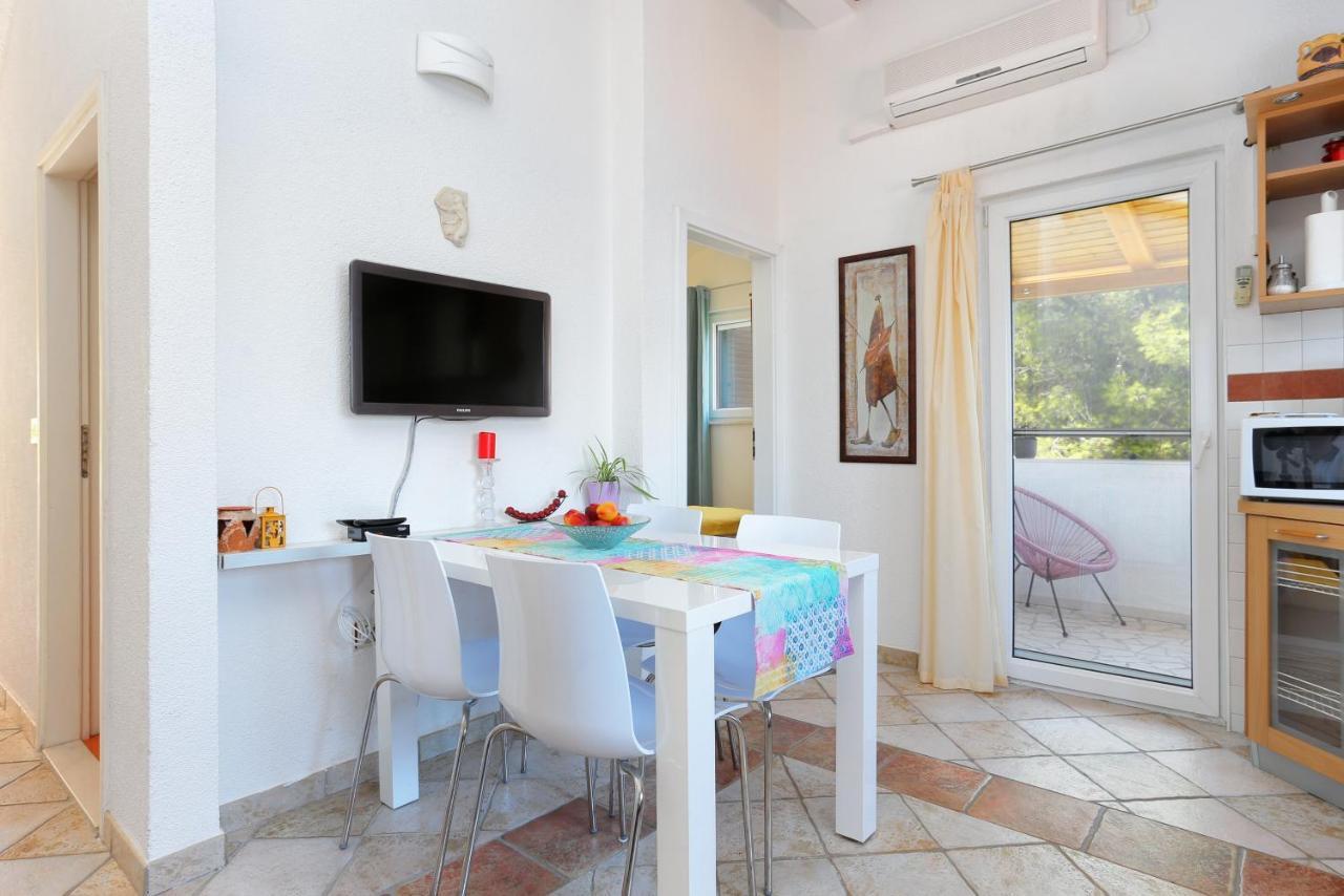 אוקרוג גורניי Apartments By The Sea Okrug Donji, Ciovo - 12502 מראה חיצוני תמונה
