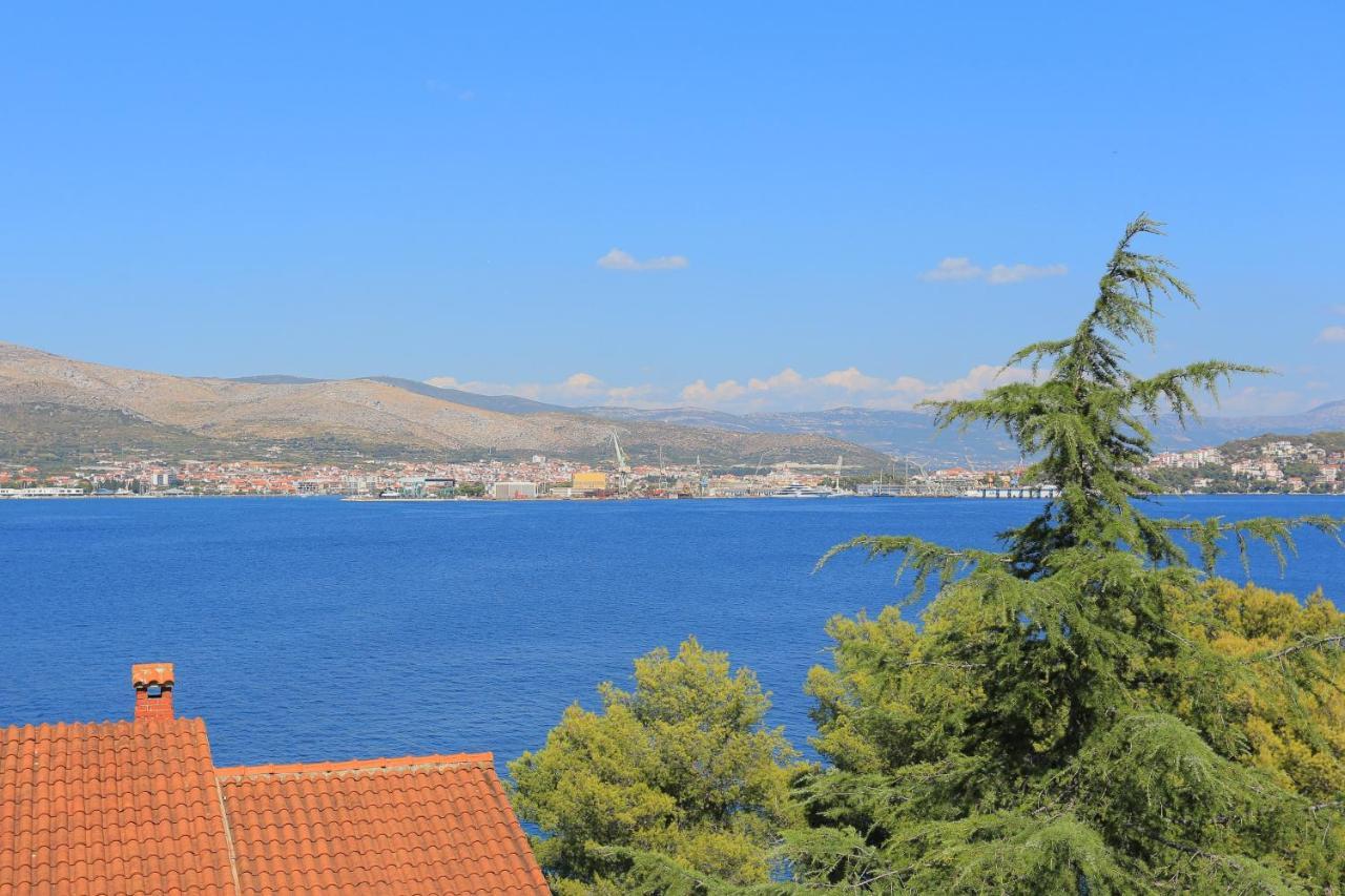 אוקרוג גורניי Apartments By The Sea Okrug Donji, Ciovo - 12502 מראה חיצוני תמונה