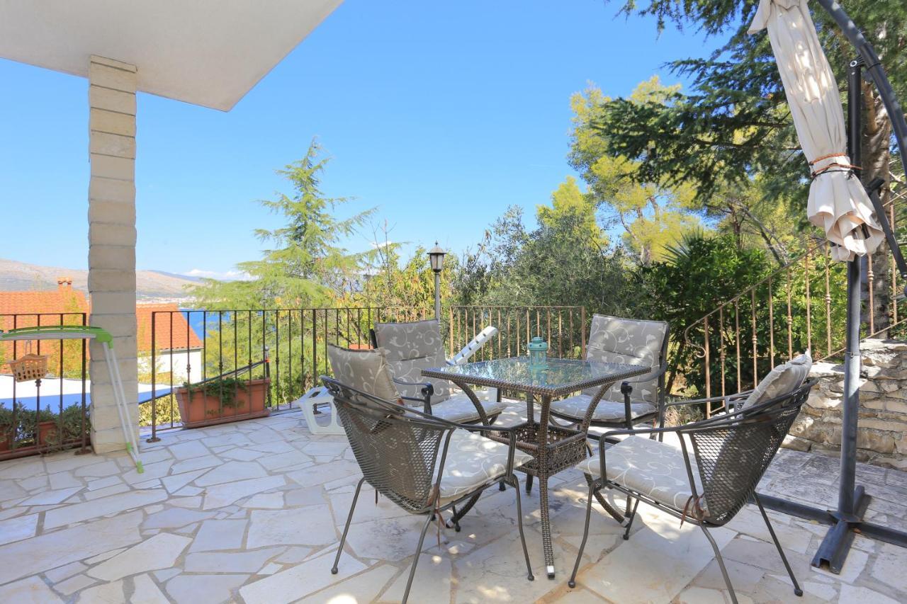 אוקרוג גורניי Apartments By The Sea Okrug Donji, Ciovo - 12502 מראה חיצוני תמונה
