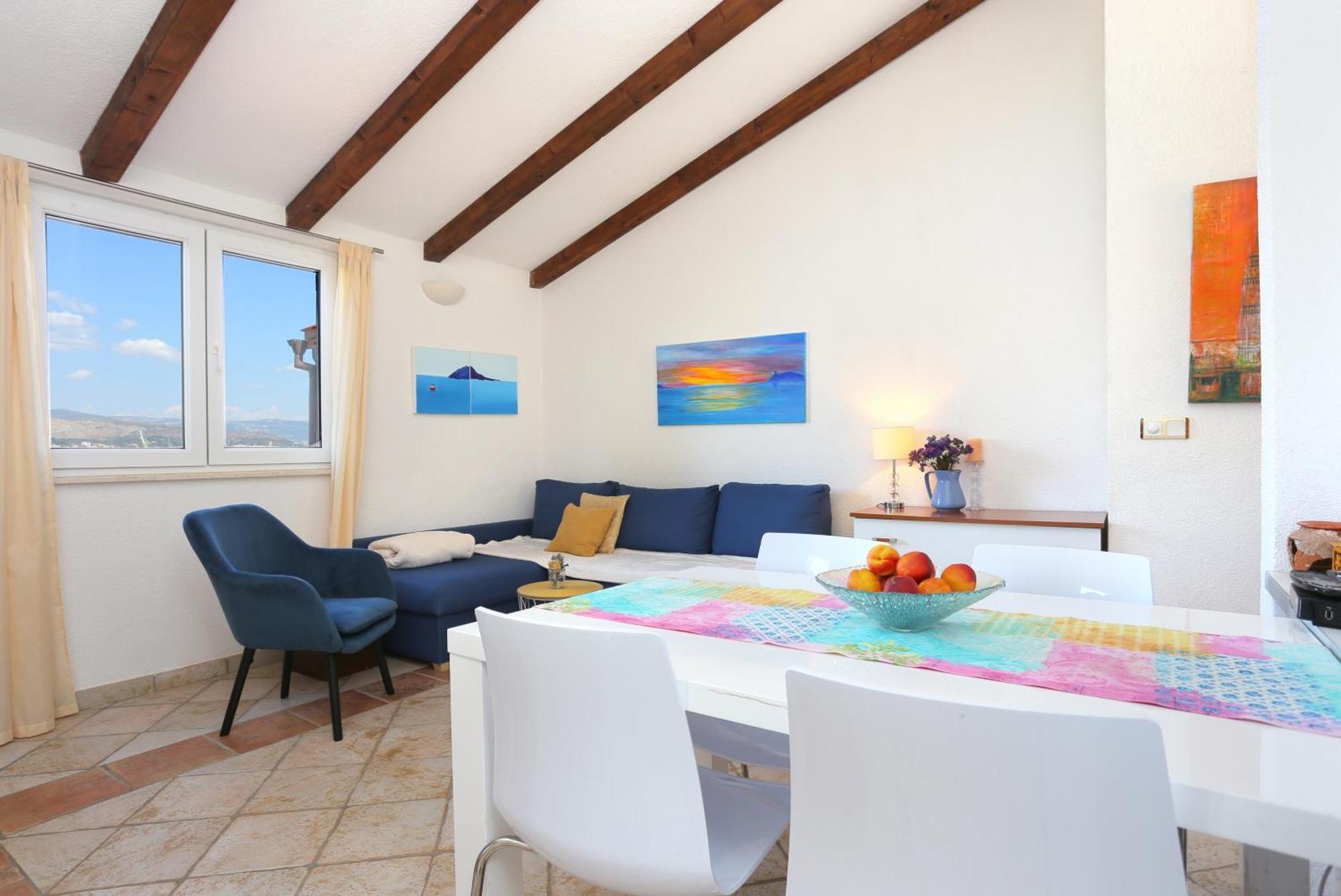 אוקרוג גורניי Apartments By The Sea Okrug Donji, Ciovo - 12502 חדר תמונה